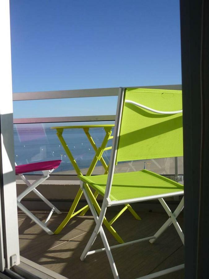 Studio Avec Balcon Sur Plage Pereire Pleine Vue Mer Leilighet Arcachon Eksteriør bilde